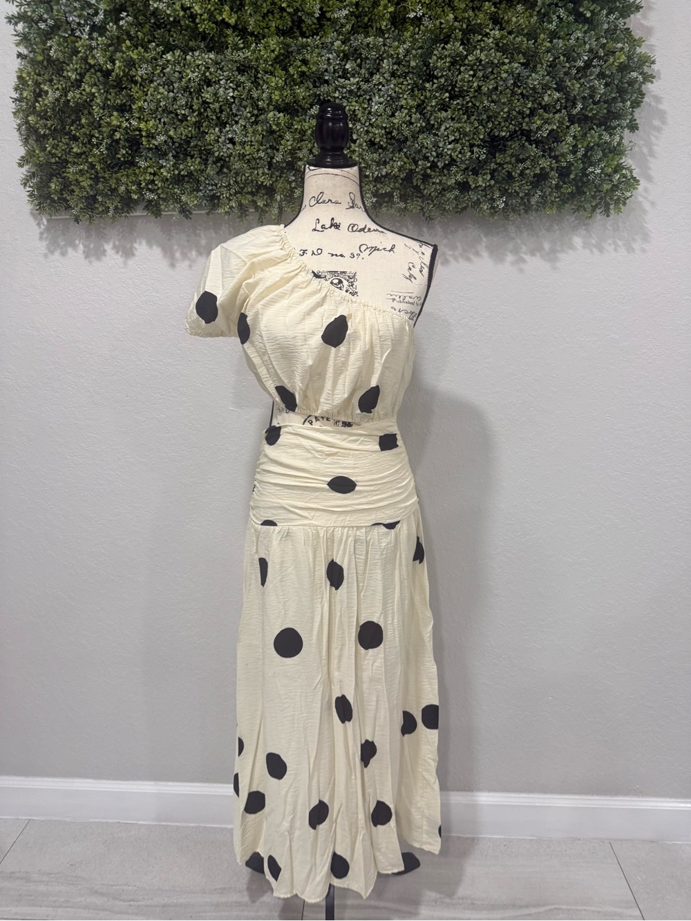 One-Shoulder Cream Maxi Dress with Black Polka Dots - Picture 1 of 7